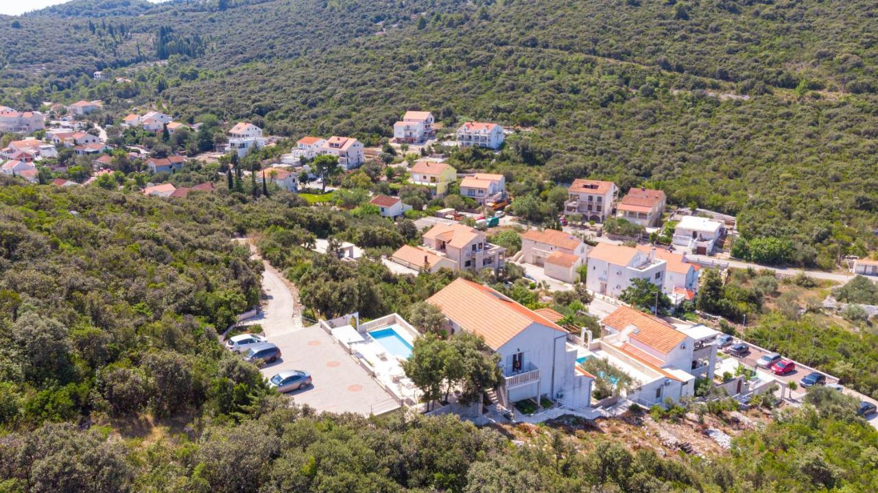 Villa Castello Residence Zrnovo Ngoại thất bức ảnh
